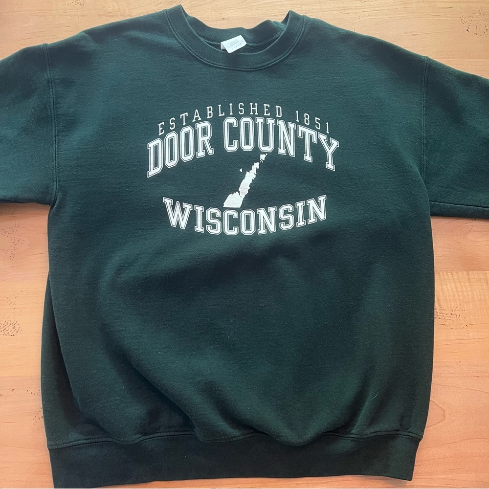 Gildan Dark Green Wisconsin Sweatshirt